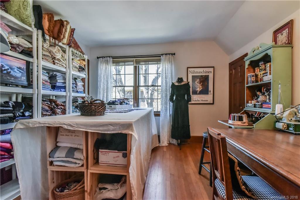 656 Lakeshore Drive Asheville NC 28804