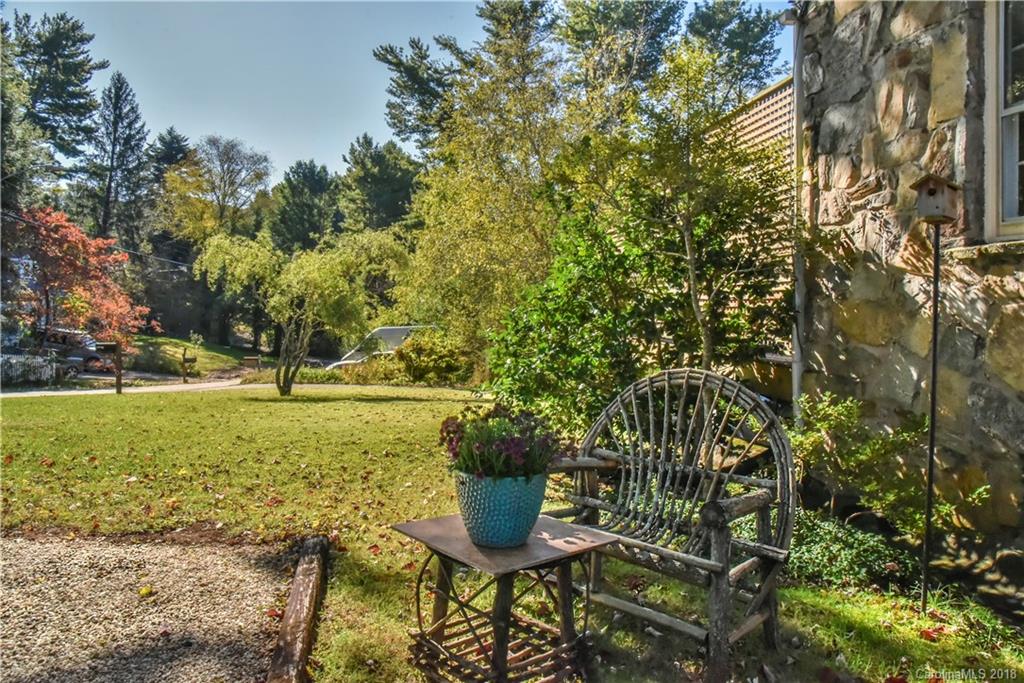 656 Lakeshore Drive Asheville NC 28804