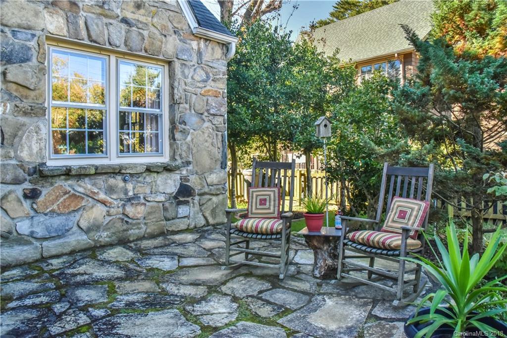 656 Lakeshore Drive Asheville NC 28804
