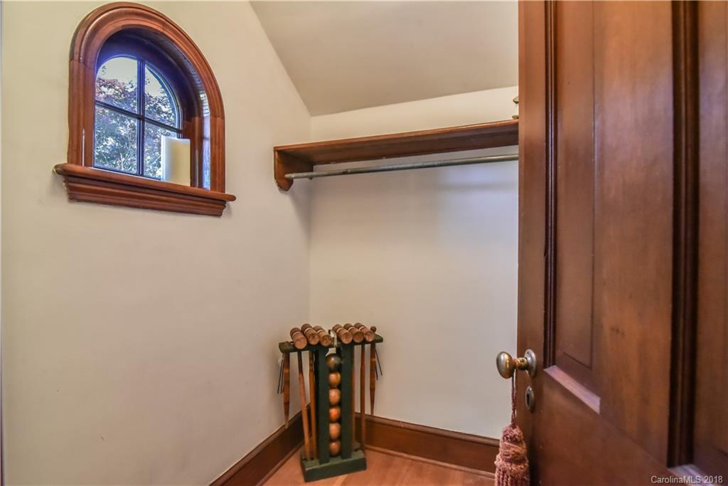 656 Lakeshore Drive Asheville NC 28804