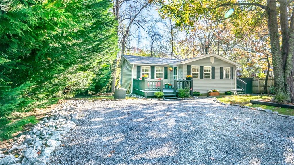 526 Mountain View Church Road Zirconia NC 28790