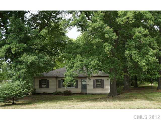 349 W Wilson Avenue Mooresville NC 28115