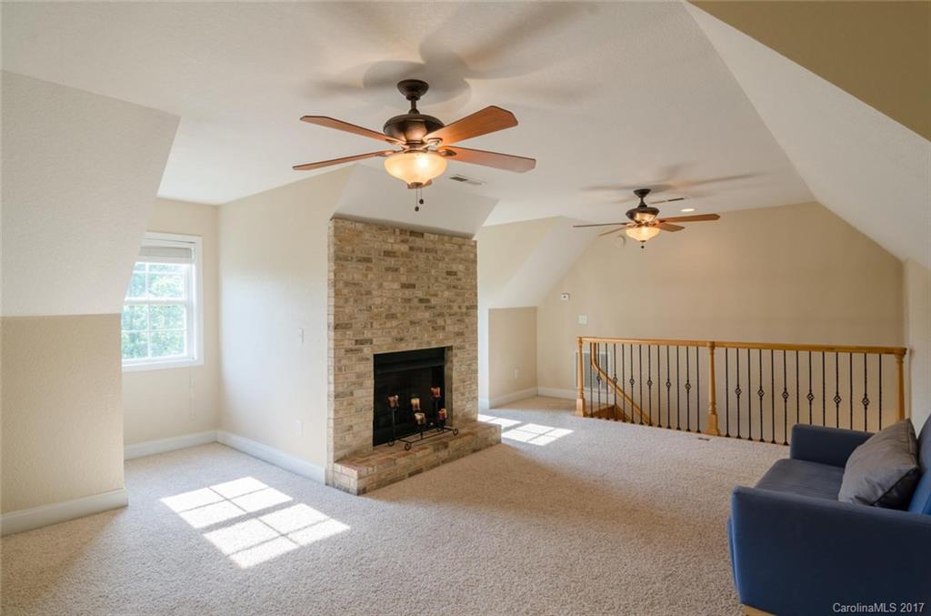 51 Creek Run Road Candler NC 28715