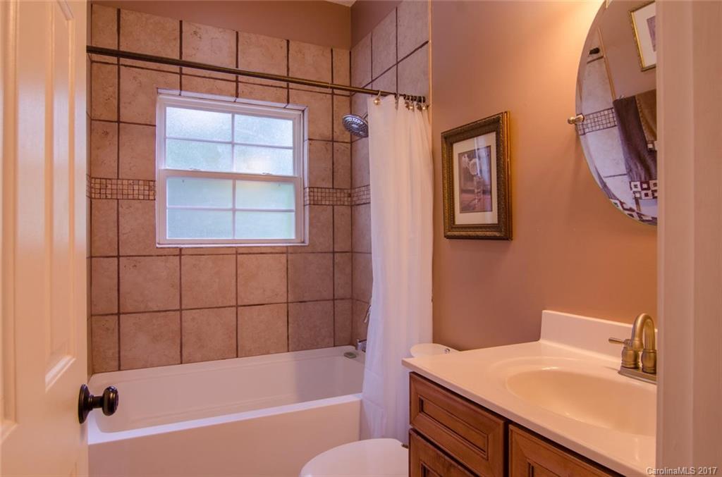 51 Creek Run Road Candler NC 28715