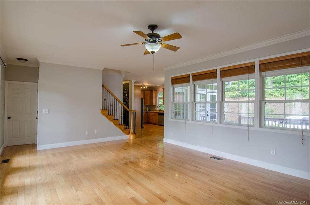 51 Creek Run Road Candler NC 28715