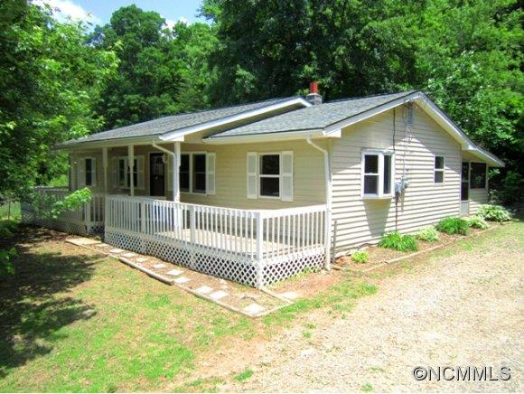 40 Tryphena Road Candler NC 28715