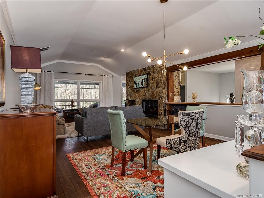 3916 Woodfox Drive Charlotte NC 28277