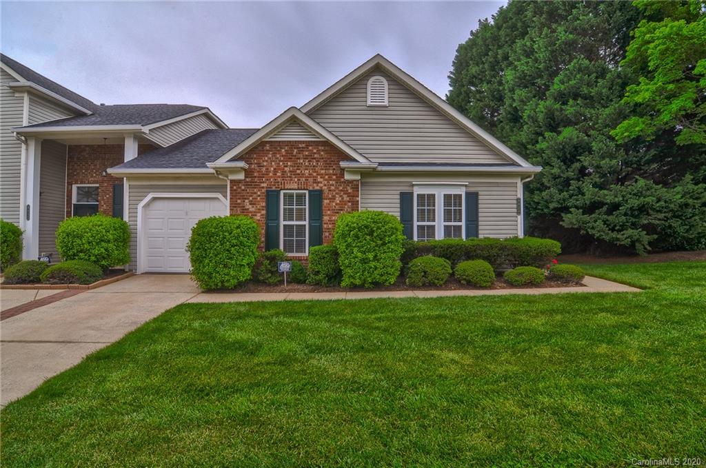 8828 Treyburn Drive Charlotte NC 28216