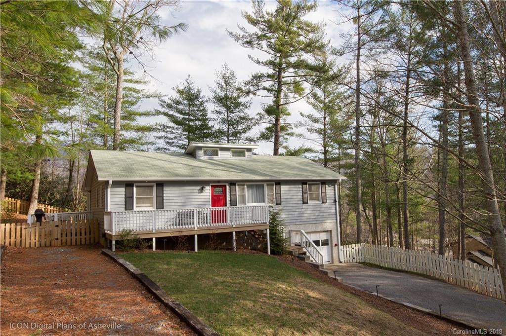 17 Fairview Hills Drive Fairview NC 28730