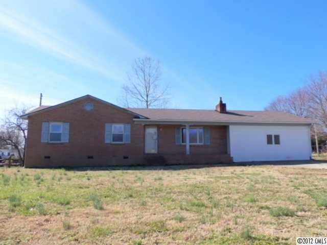 1798 Waterfalls Drive Lincolnton NC 28092