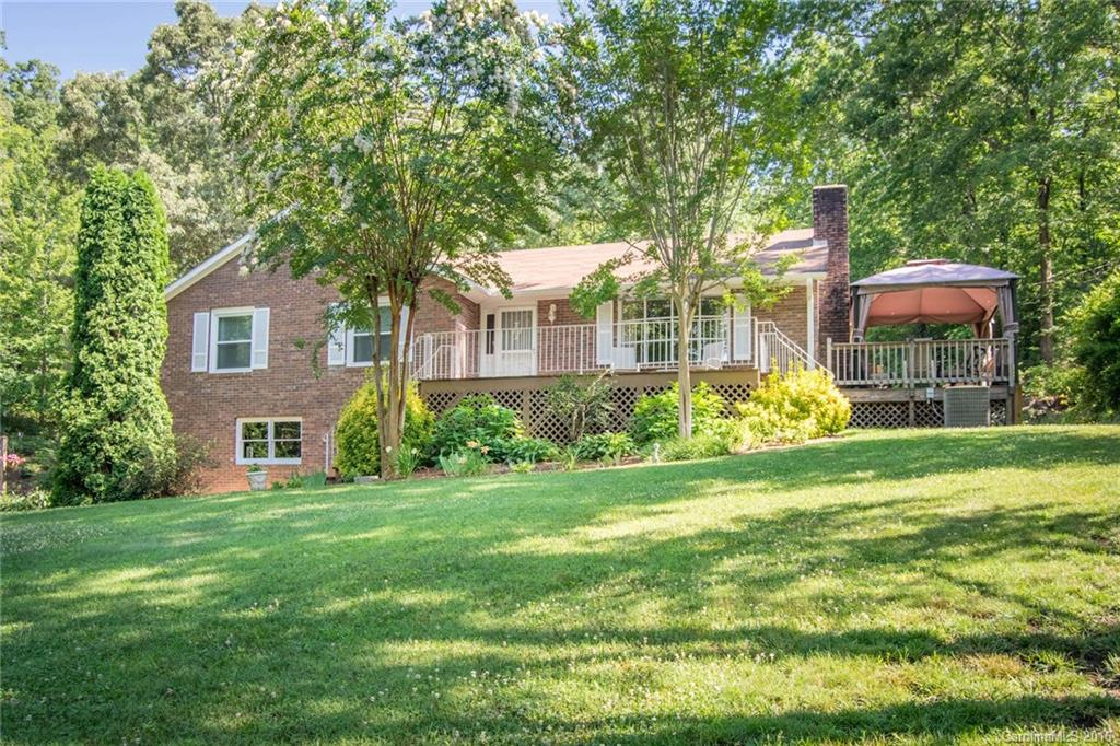 86 Deep Woods Road Mills River NC 28759