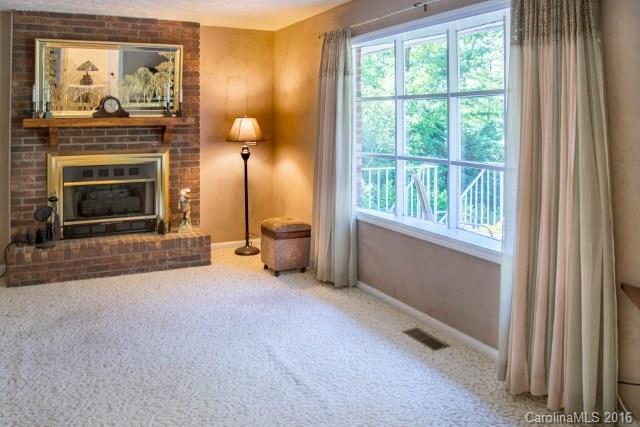 86 Deep Woods Road Mills River NC 28759