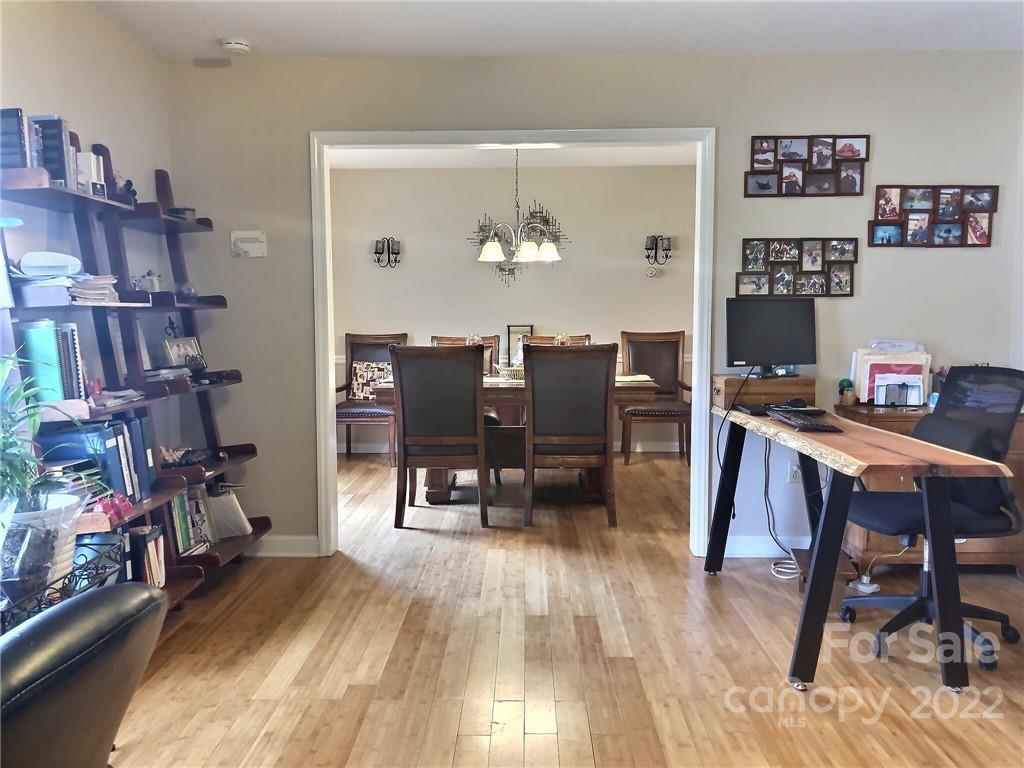 7613 Walnut Wood Drive Charlotte NC 28227