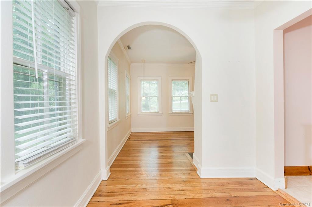 8 Waverly Road Asheville NC 28803