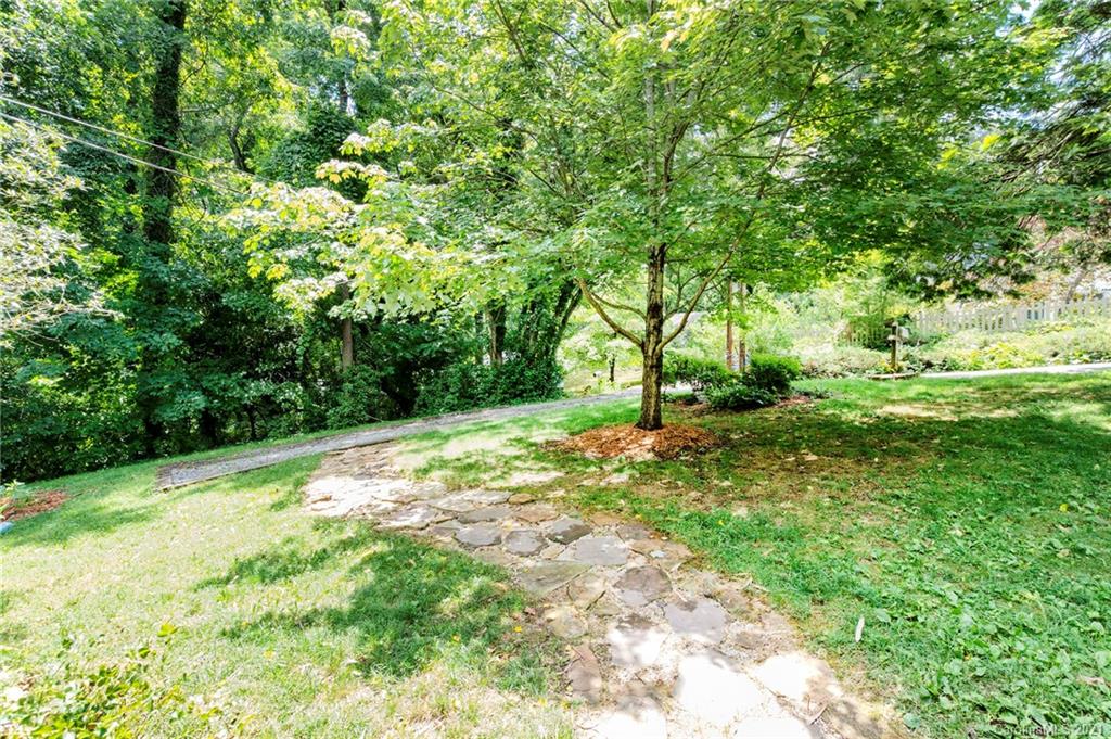 8 Waverly Road Asheville NC 28803