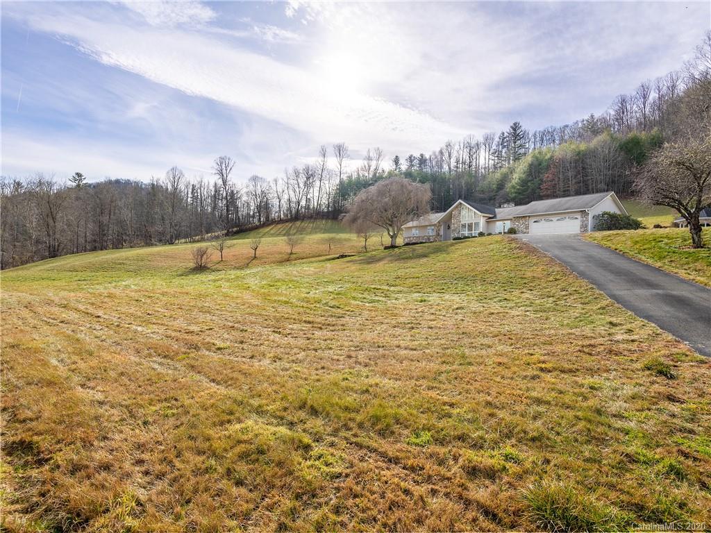 549 Scronce Creek Road Burnsville NC 28714