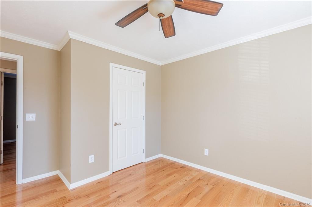 28 Oakcrest Drive Asheville NC 28806