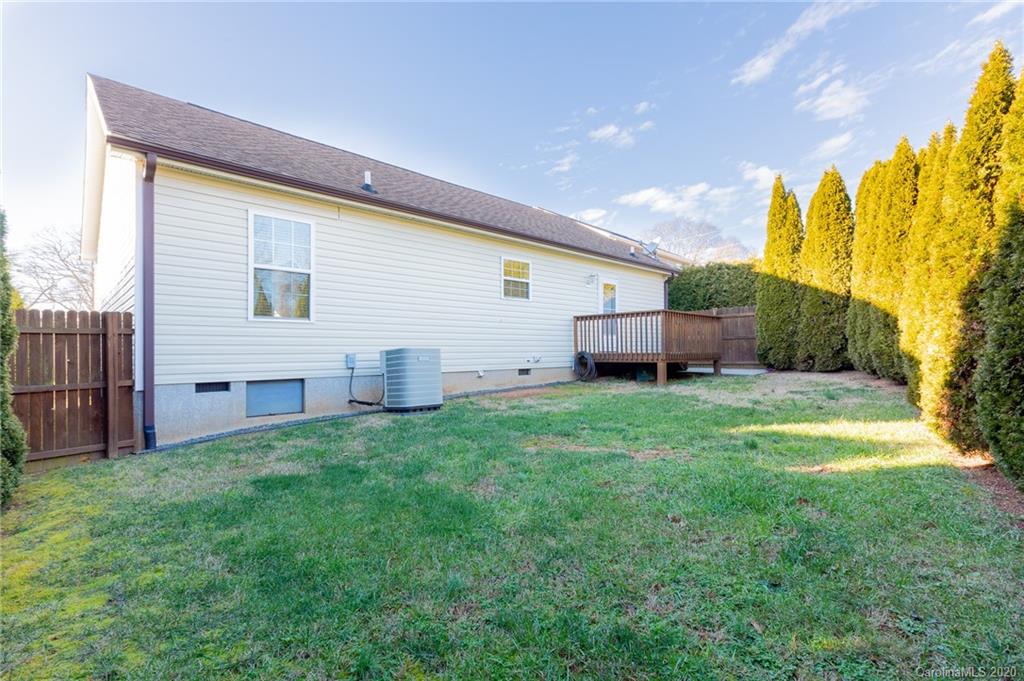 28 Oakcrest Drive Asheville NC 28806