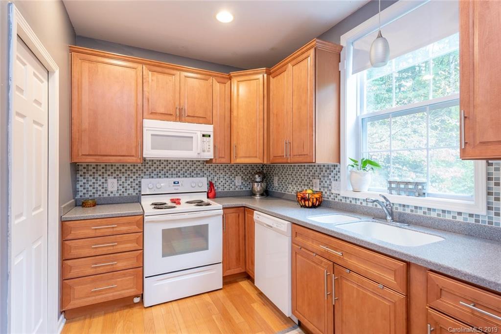 43 Kirby Road Asheville NC 28806