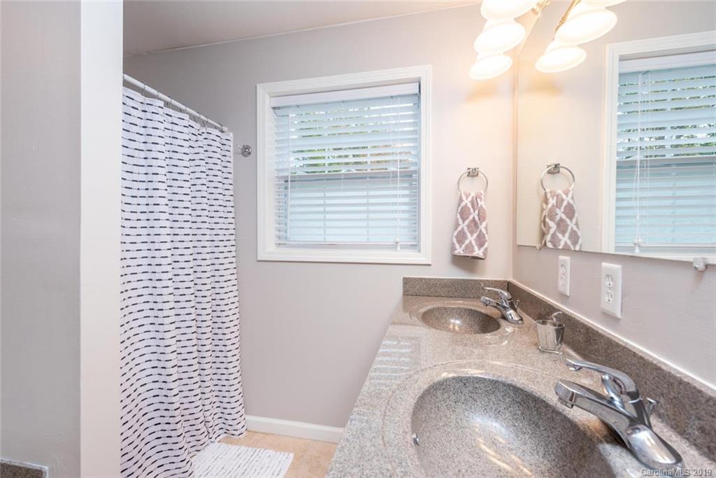 43 Kirby Road Asheville NC 28806