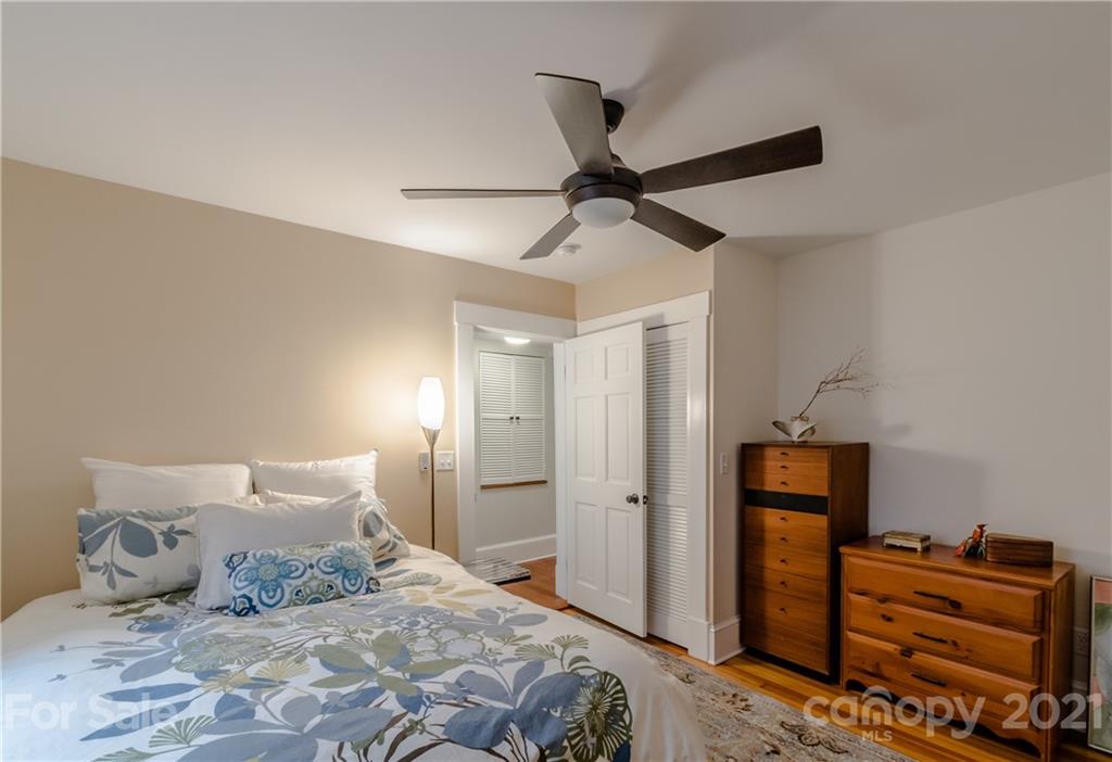 74 Conestee Street Asheville NC 28801