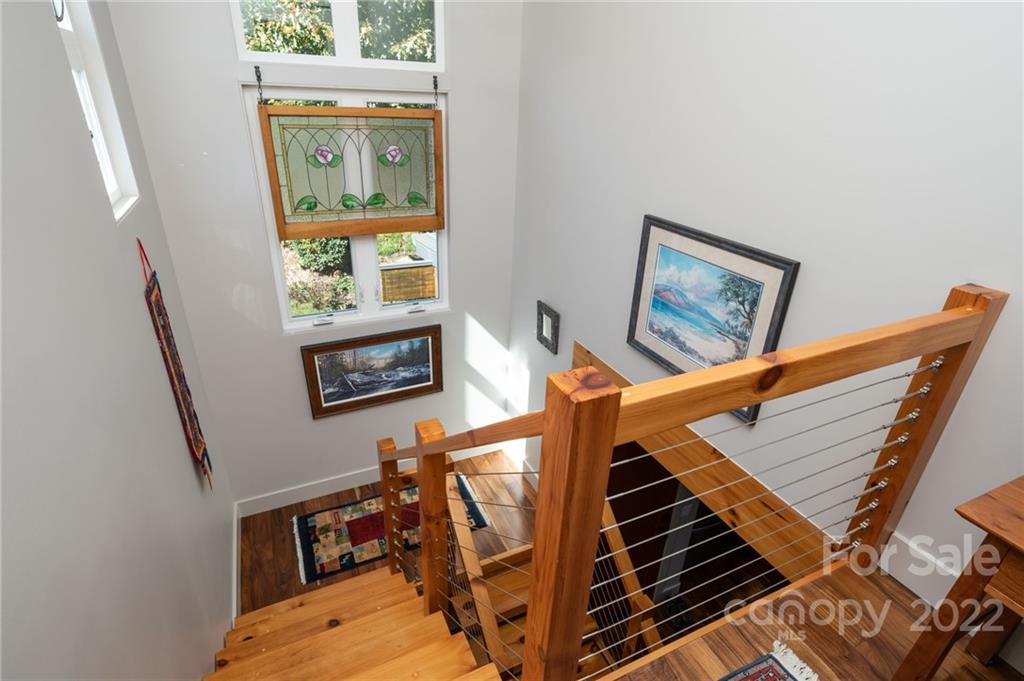 21 Pinewood Avenue Asheville NC 28804