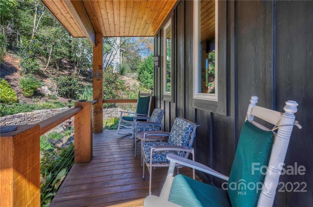 21 Pinewood Avenue Asheville NC 28804