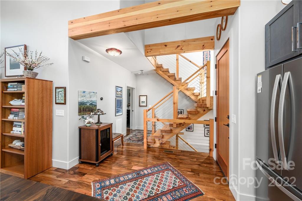 21 Pinewood Avenue Asheville NC 28804