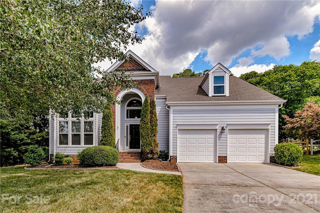 8806 Breezy Knoll Court Charlotte NC 28210