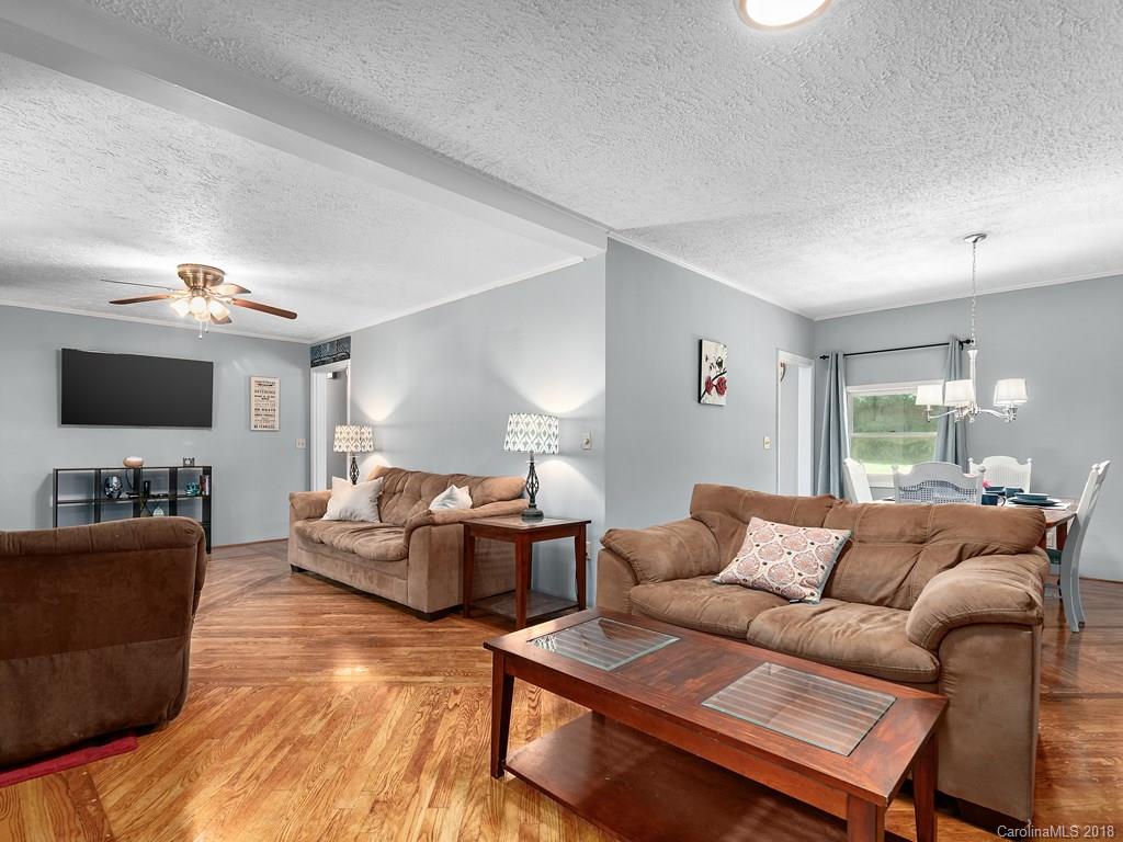 207 Pine Tree Court Candler NC 28715