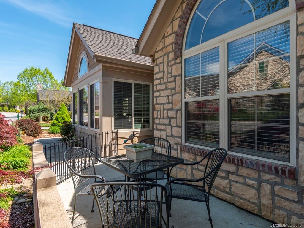 118 Mountain Meadow Circle Weaverville NC 28787
