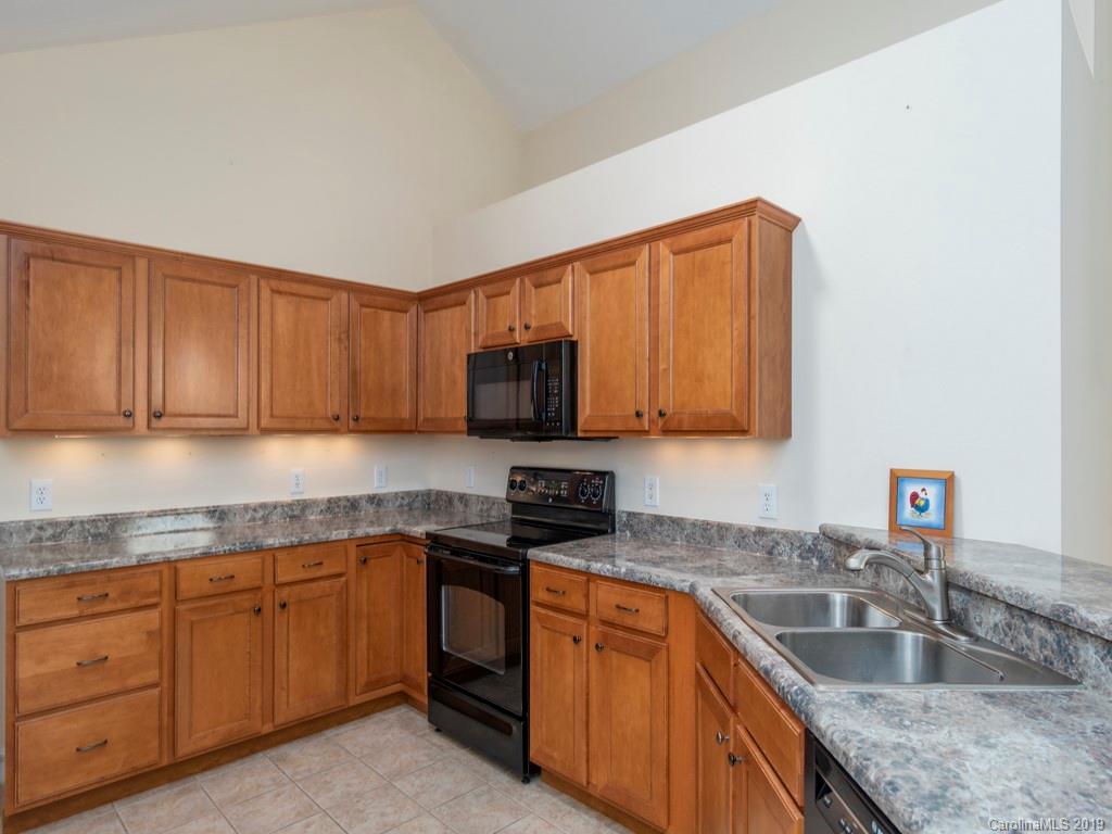 118 Mountain Meadow Circle Weaverville NC 28787