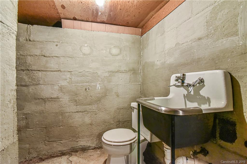 143 Beverly Road Asheville NC 28805