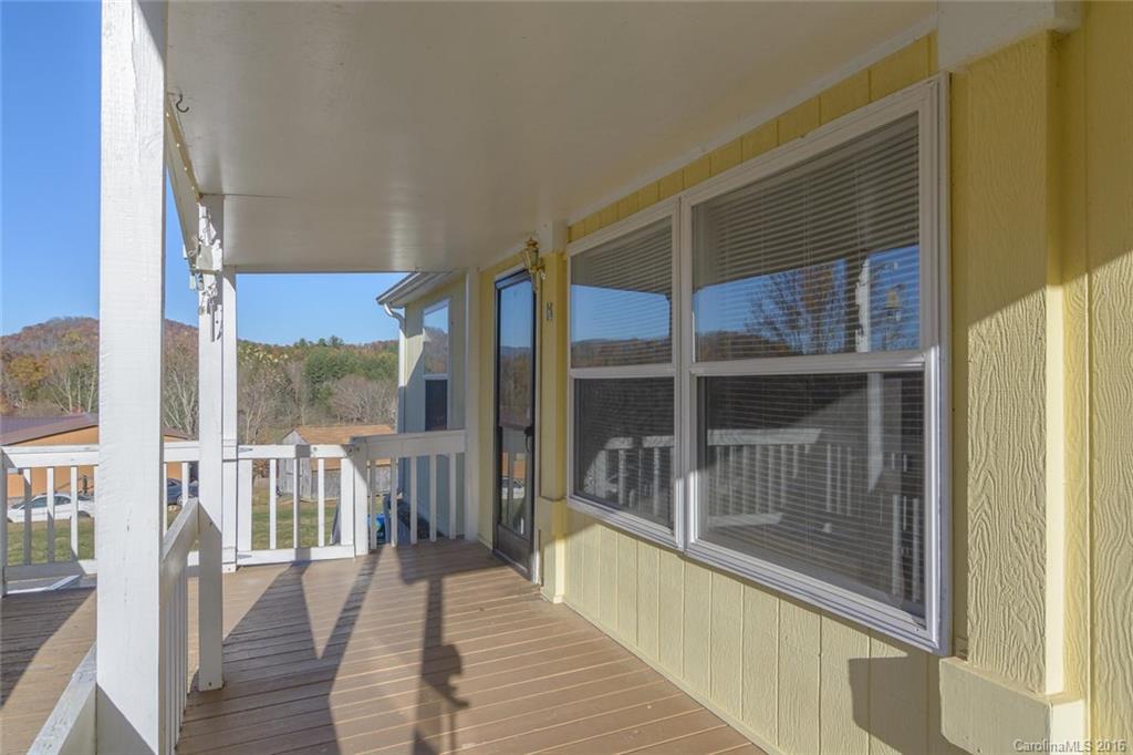 16 Timbers Edge Lane Fairview NC 28730