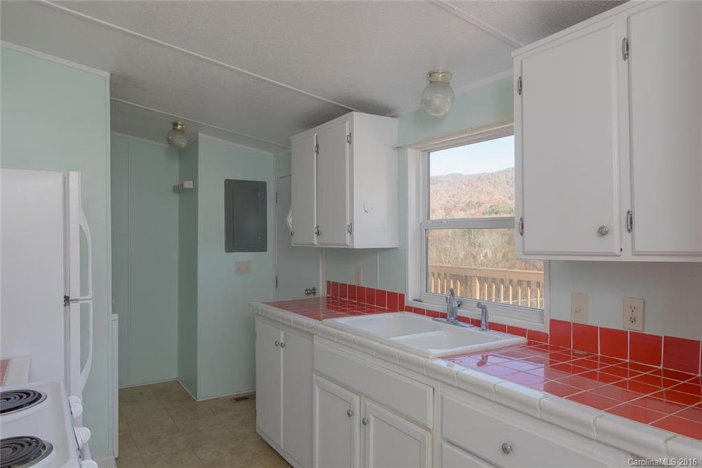 16 Timbers Edge Lane Fairview NC 28730