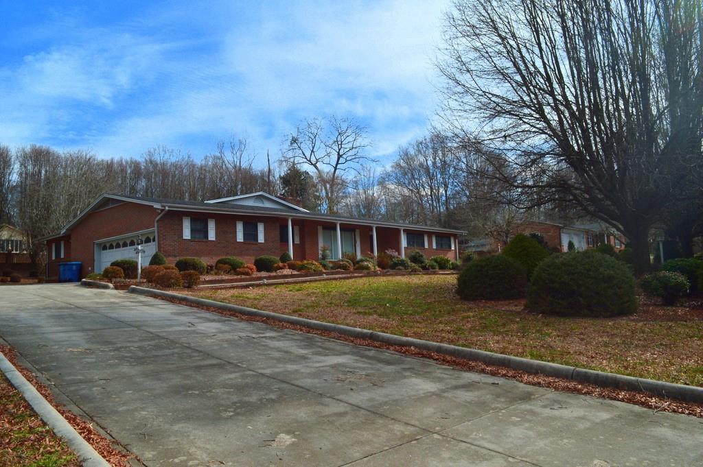 324 Northwood Park Taylorsville NC 28681