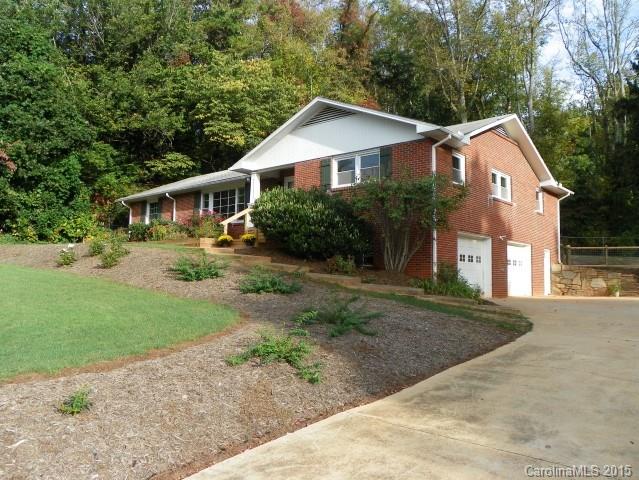 4 Oak Forest Court Asheville NC 28803