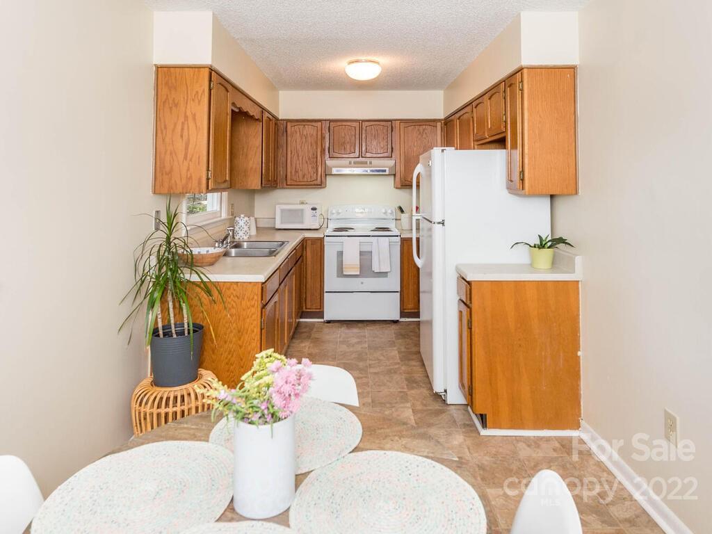 49 Harris Avenue Asheville NC 28806