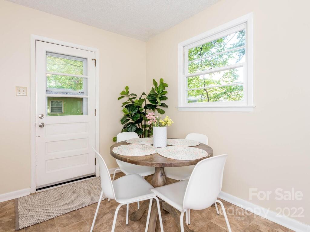 49 Harris Avenue Asheville NC 28806