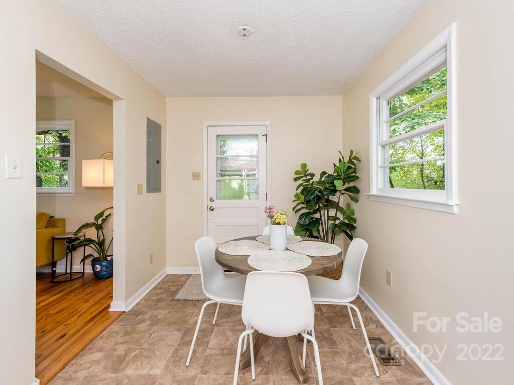 49 Harris Avenue Asheville NC 28806
