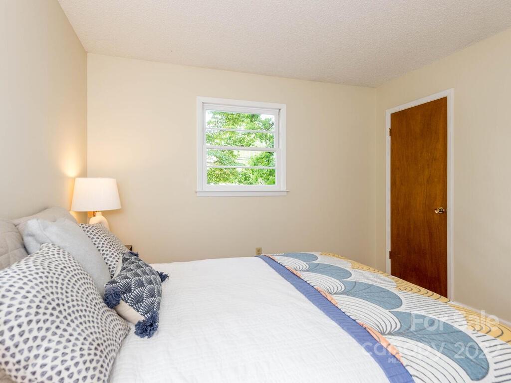 49 Harris Avenue Asheville NC 28806