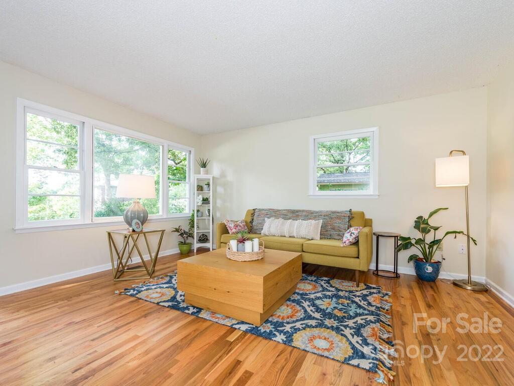 49 Harris Avenue Asheville NC 28806