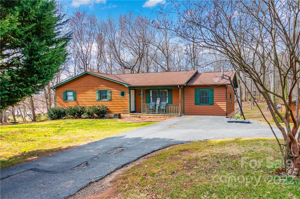 1691 Dickinson Road Hickory NC 28602
