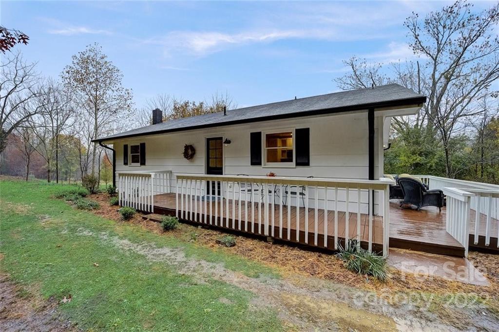 125 Old Fort Road Fairview NC 28730
