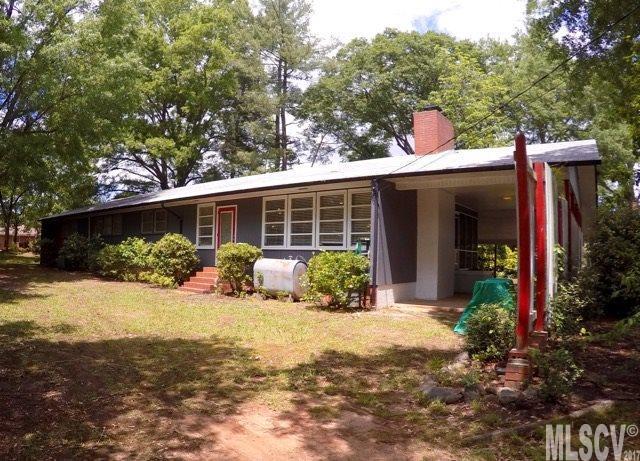 915 2nd Street NW Hickory NC 28601