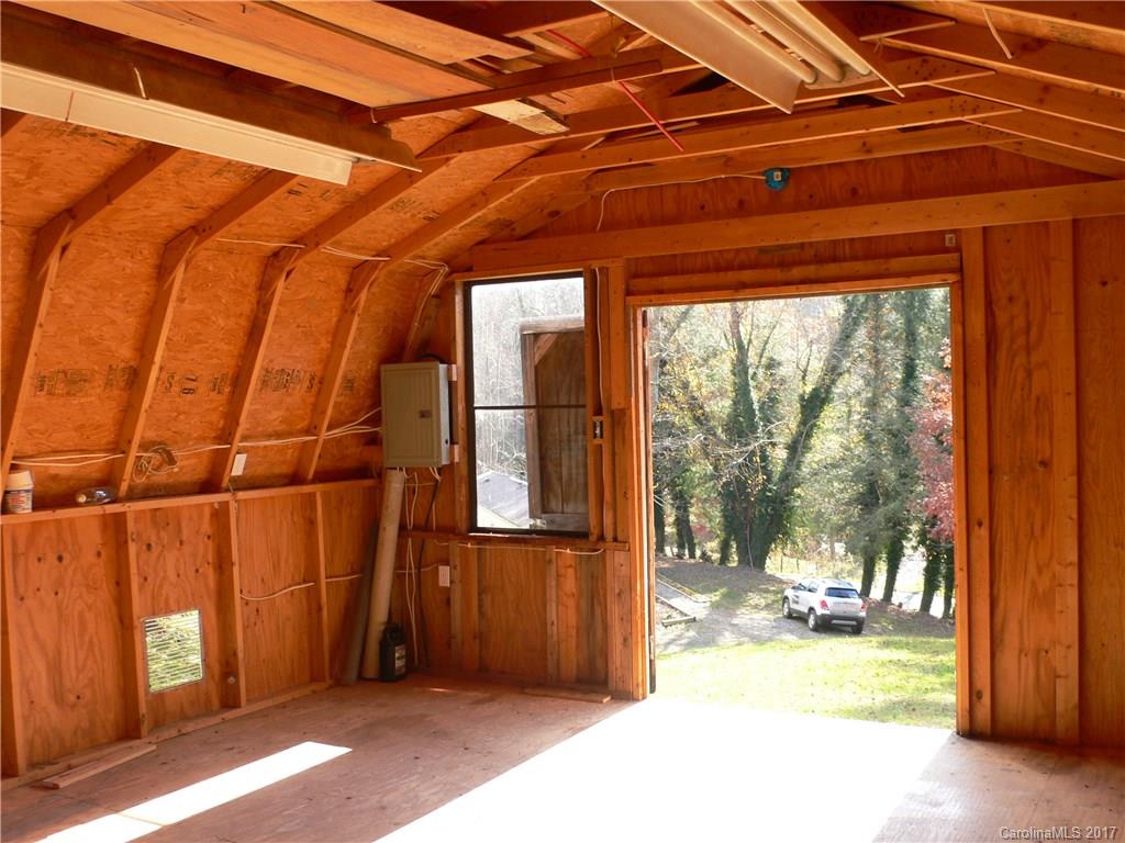 308 N Long Branch Road Marshall NC 28753