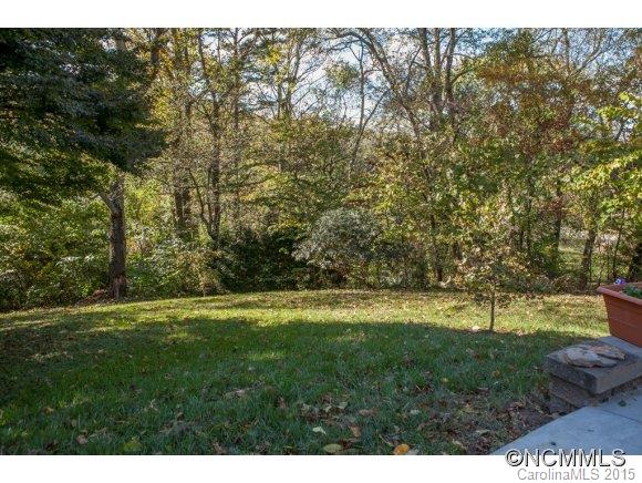 102 College Place Swannanoa NC 28778
