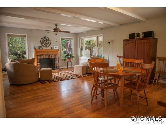 102 College Place Swannanoa NC 28778