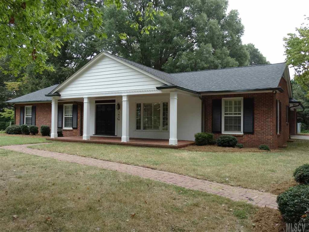 1426 8th Street NW Hickory NC 28601