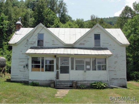 88 Smith Road Leicester NC 28748